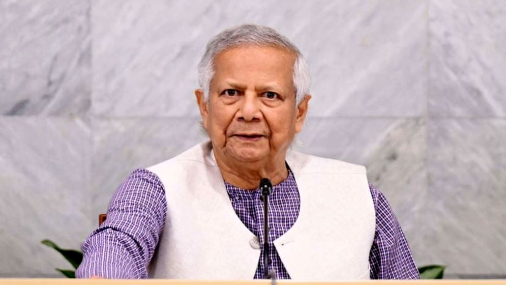সশস্ত্র বাহিনী দিবস উপলক্ষ্যে সেনা, নৌ ও বিমান বাহিনীর সদস্যদের প্রধান উপদেষ্টার শুভেচ্ছা