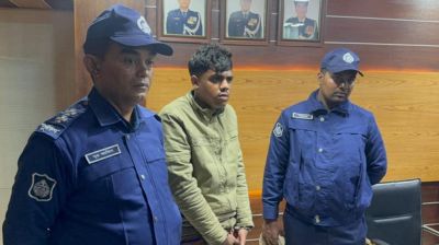 শেখ হাসিনার রায় ঘিরে বিচারক ও প্রসিকিউটরদের হত্যার হুমকি, গ্রেপ্তার ১