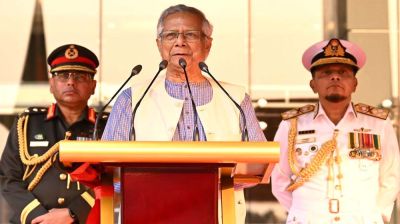 নির্বাচনে সশস্ত্র বাহিনীকে পেশাদারির সঙ্গে দায়িত্ব পালন করতে হবে: প্রধান উপদেষ্টা