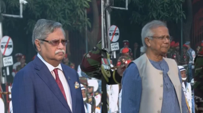 সশস্ত্র বাহিনী দিবস: শিখা অনির্বাণে রাষ্ট্রপতি ও প্রধান উপদেষ্টার  শ্রদ্ধা