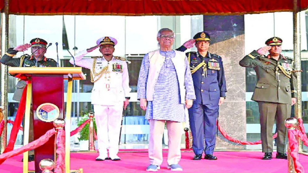 সুষ্ঠু নির্বাচনে সশস্ত্র বাহিনীকে ভূমিকা রাখতে হবে: প্রধান উপদেষ্টা