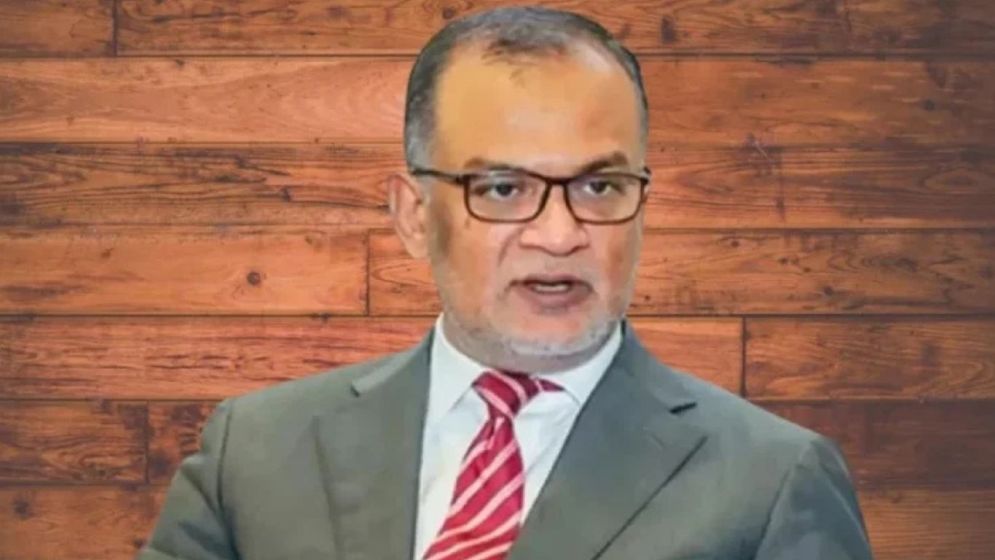 জুলাই হত্যা মামলা থেকে অব্যাহতি পেলেন বাণিজ্য উপদেষ্টা