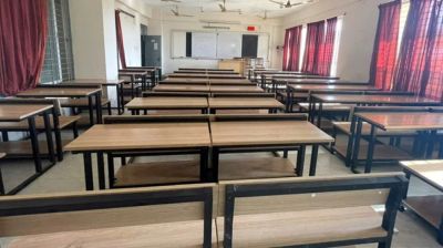 বিভাগীয় প্রধানের পদত্যাগের দাবিতে তড়িৎ প্রকৌশলের শিক্ষার্থীদের ক্লাস-পরীক্ষা বর্জন