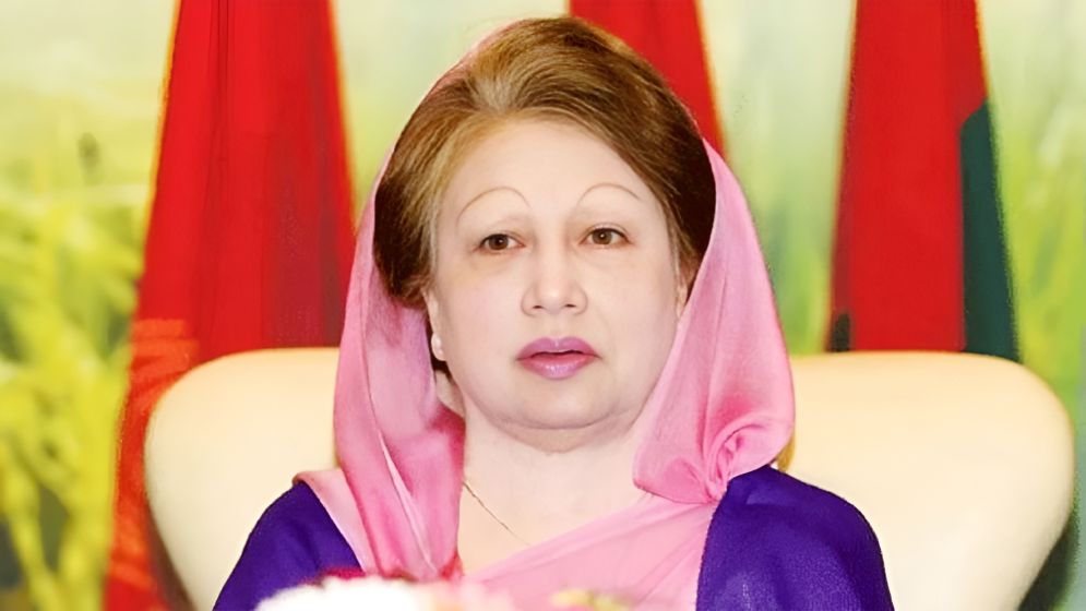 সিসিইউতে খালেদা জিয়া, সার্বক্ষণিক নজরদারিতে মেডিক্যাল বোর্ড