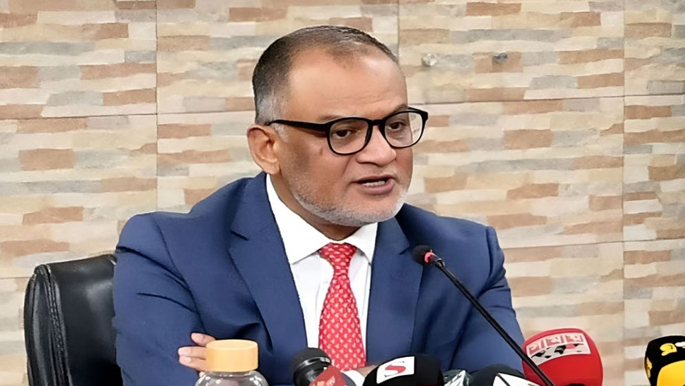 সরকারের অনুমতি ছাড়াই ভোজ্যতেলের দাম বৃদ্ধি করেছে ব্যবসায়ীরা: বাণিজ্য উপদেষ্টা