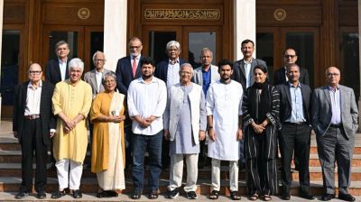 বিদায়ী ২ উপদেষ্টার সম্মানে প্রধান উপদেষ্টার মধ্যাহ্নভোজের আয়োজন