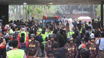 জাতীয় কবির সমাধির পাশে চিরনিদ্রায় শায়িত শহীদ হাদি