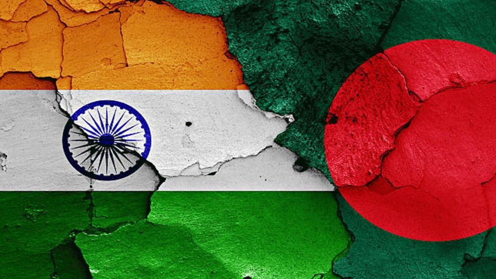 মুস্তাফিজকে ছাপিয়ে বৈরী সম্পর্কের দিকে মোড়