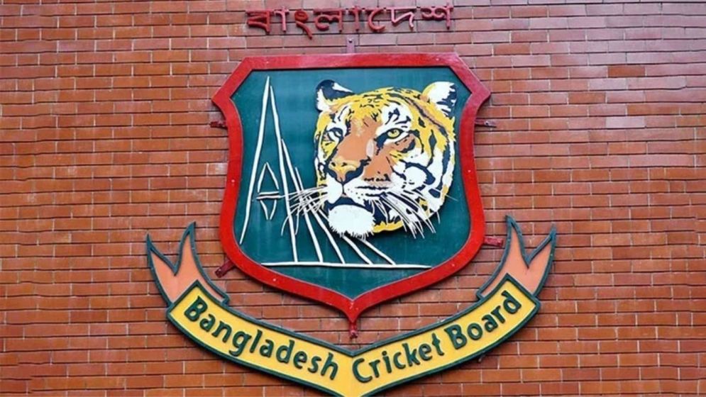 তামিমকে নিয়ে বিতর্কিত মন্তব্য, সেই পরিচালকের বিরুদ্ধে ব্যবস্থা নেবে বিসিবি