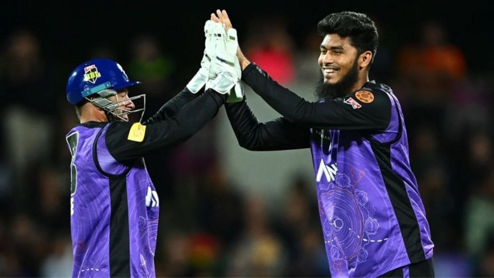 সাকিবকে ছাড়িয়ে বিগ ব্যাশে ইতিহাস গড়লেন রিশাদ