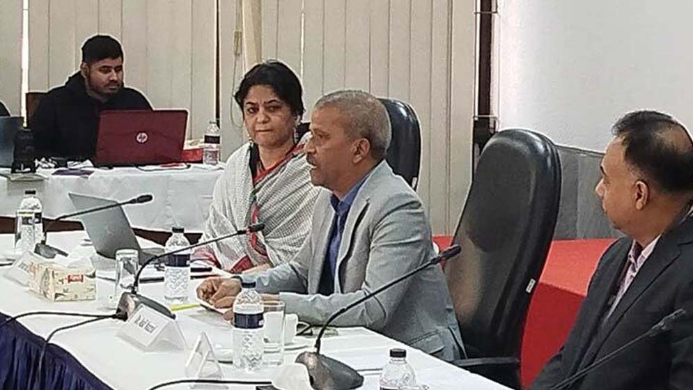 অন্তর্বর্তী সরকার ভারতের আধিপত্য থেকে দেশকে মুক্ত করেছে: আইন উপদেষ্টা