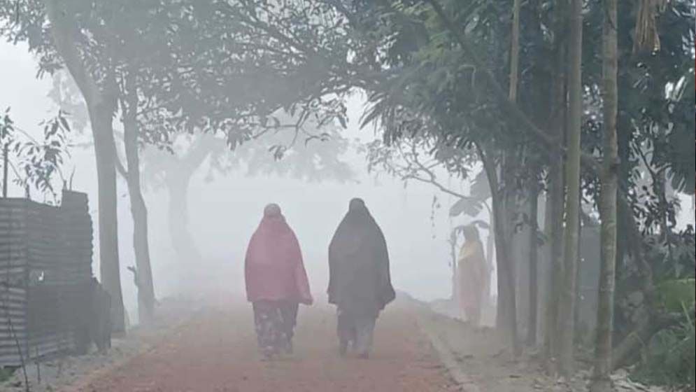 কুড়িগ্রামে শীতের দাপট, বিপর্যস্ত নিম্ন আয়ের মানুষ