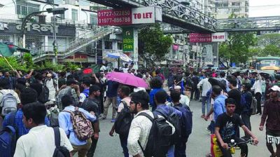 আজ ঢাকার তিন স্থানে অবরোধের ঘোষণা সাত কলেজের শিক্ষার্থীদের