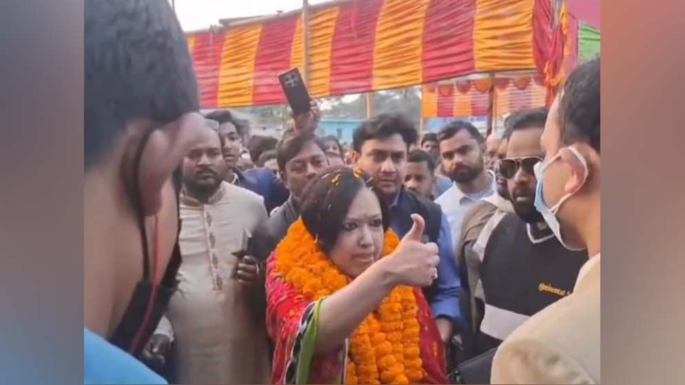 রুমিন ফারহানার বিরুদ্ধে ‘মব’ সৃষ্টির অভিযোগ, ব্যবস্থা নিতে চিঠি