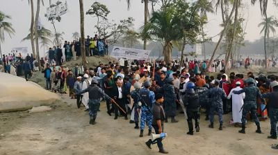 নোয়াখালীতে বিএনপি-এনসিপি সংঘর্ষে আহত ১০