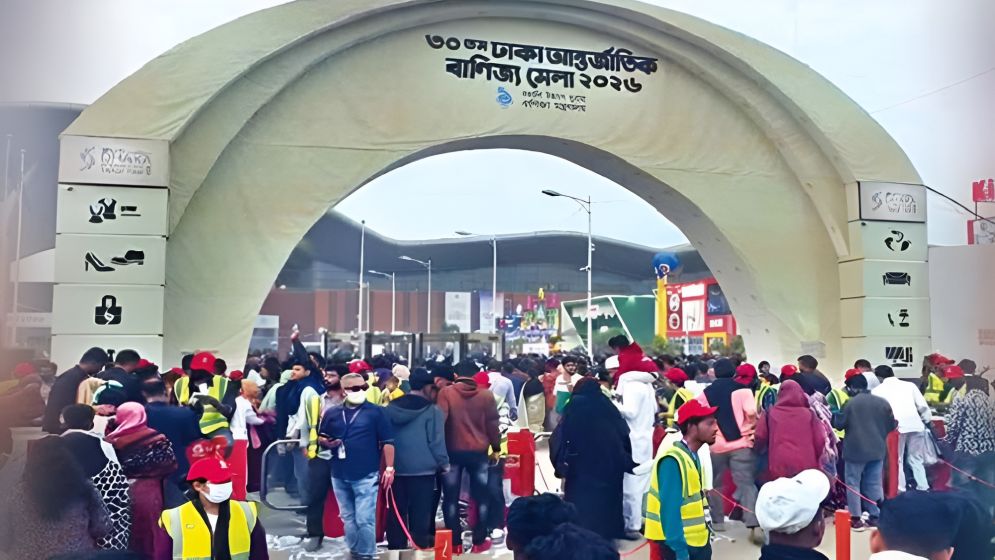 বাণিজ্য মেলায় একমাসে বিক্রি ৩৯৩ কোটি