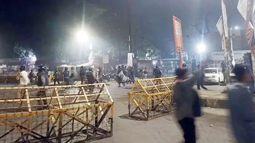 যমুনা অভিমুখে যাওয়ার পথে ফের লাঠিচার্জ, ছত্রভঙ্গ আন্দোলনকারীরা