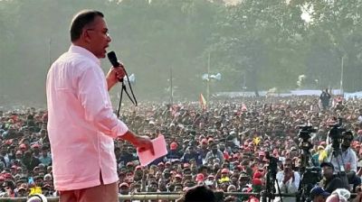 নানিবাড়ির মানুষের কাছে ‘ভোট উপহার’ চাইলেন তারেক রহমান