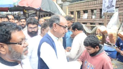 প্রশাসনের ঊর্ধ্বতন মহলে কারও কারও প্রতি দুর্বলতা দেখা যাচ্ছে: মির্জা আব্বাস