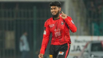 আকাশছোঁয়া দামে রাওয়ালপিন্ডিতে রিশাদ