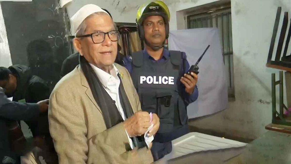 ভোট দিলেন মির্জা ফখরুল