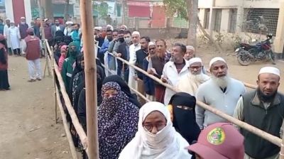 ব্রাহ্মণবাড়িয়ায় উৎসবমুখর পরিবেশে ভোট দেওয়া শুরু