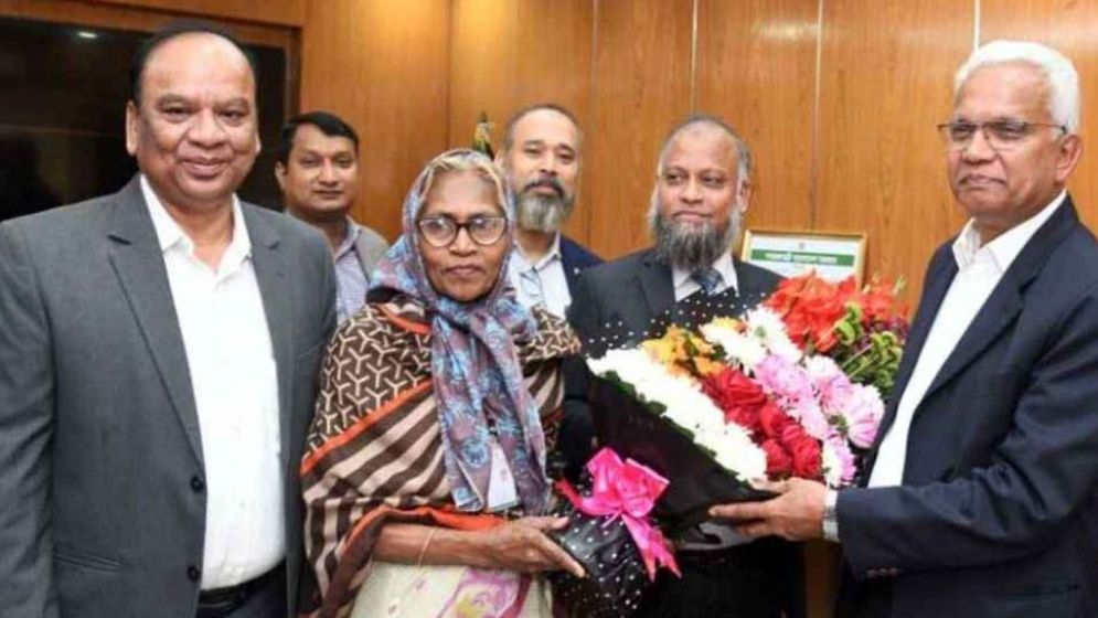 প্রধানমন্ত্রীর নেতৃত্বে সবাই মিলে দেশ গড়ব: সমাজকল্যাণ মন্ত্রী