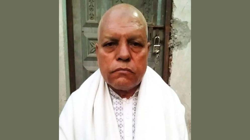 গৌরীপুরে জোর করে মাথা ন্যাড়া করে দিলেন বিএনপি নেতা!