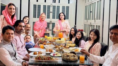 এবারও পরিবার নিয়ে ইফতার মিমের