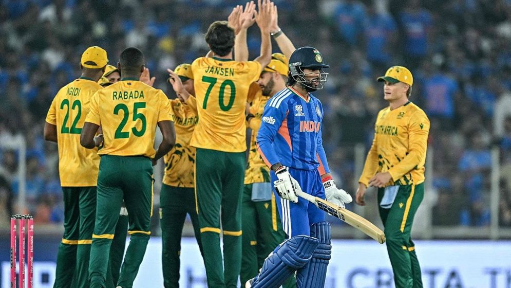 ভারতকে গুঁড়িয়ে চার বছরের রাজত্ব থামাল দক্ষিণ আফ্রিকা