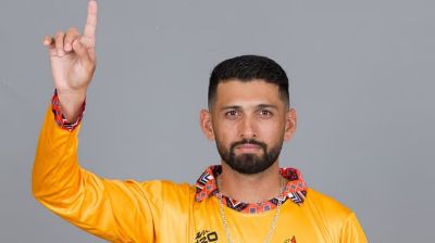 রাজা ফিরেছেন রাজার আসনে