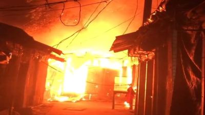 লক্ষ্মীপুরে ভয়াবহ অগ্নিকাণ্ডে ছয় দোকান পুড়ে ছাই, ক্ষতি অন্তত ১৫ লাখ টাকা