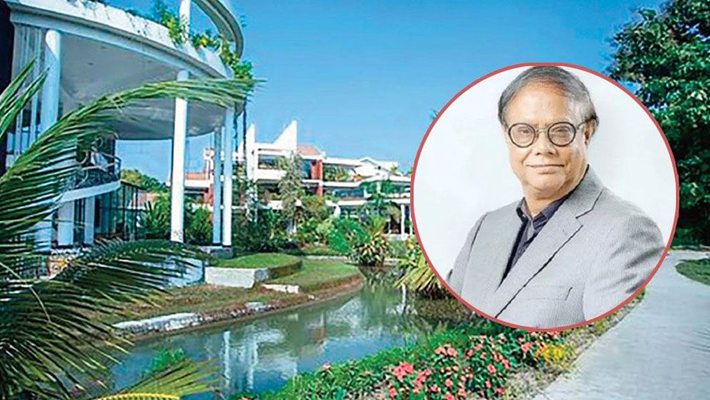 বালিকা বিদ্যালয়ে মনসুরের স্পা-রিসোর্ট