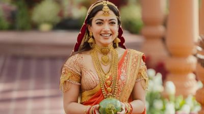 স্বর্ণের সাজে রাজকীয় বিজয়-রাশমিকা, কত ভরিতে বিয়ে হলো দম্পতির?