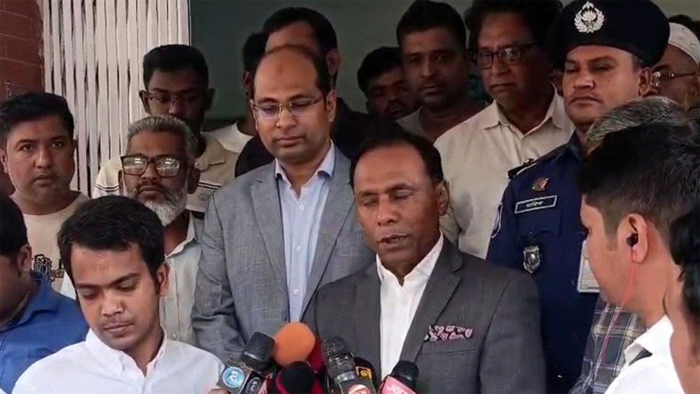 কাজে অবহেলাকারীদের বিরুদ্ধে ব্যবস্থা নেওয়া হবে: ভূমি প্রতিমন্ত্রী
