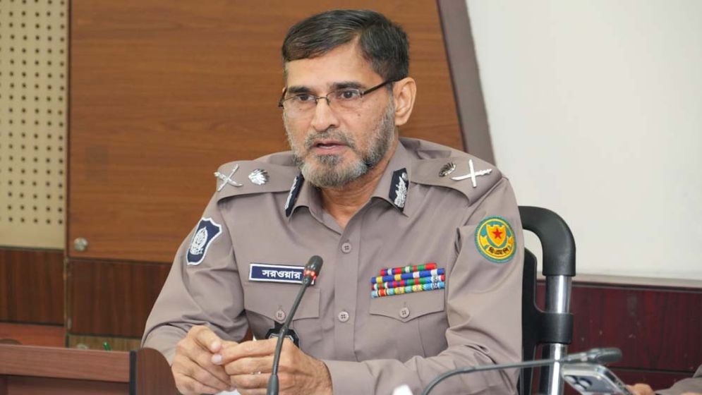 অপরাধ দমনে আরও বেশি সক্রিয়-উদ্যমী পুলিশ: ডিএমপি কমিশনার