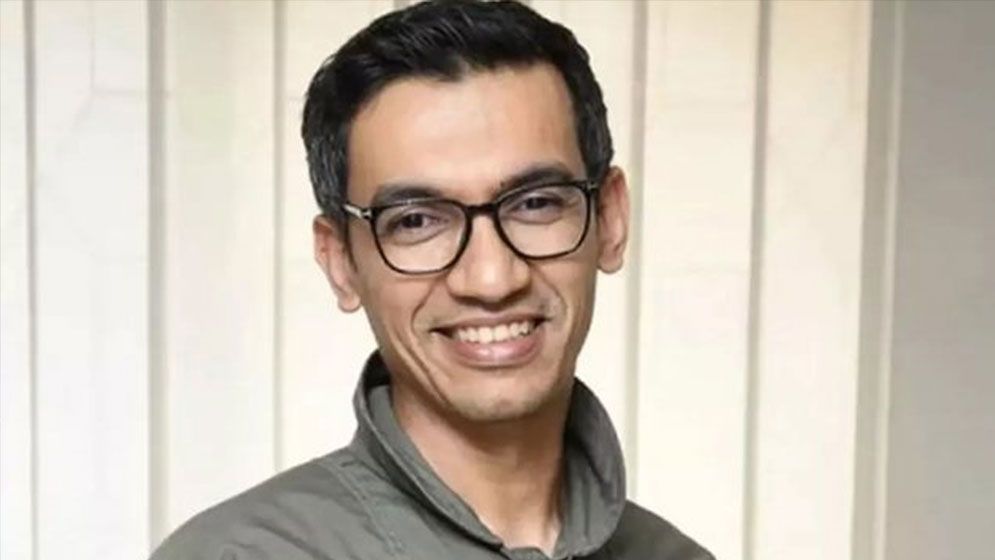 উড়ন্ত আশিক কি ইউনূসের মার্কেটিং ম্যানেজার?