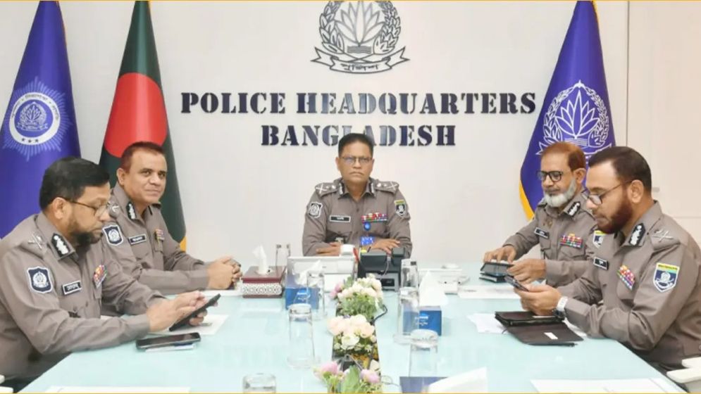 হাদি হত্যায় গ্রেপ্তার দুইজনকে ফেরাতে কূটনৈতিক চ্যানেলে কাজ চলছে: আইজিপি