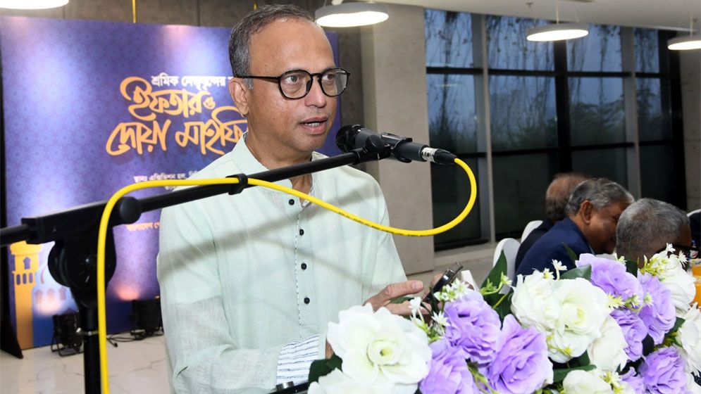 বিজিএমইএ’তে ইফতার মাহফিল: স্থিতিশীল শ্রম পরিবেশ বজায় রাখার উপর গুরুত্বারোপ
