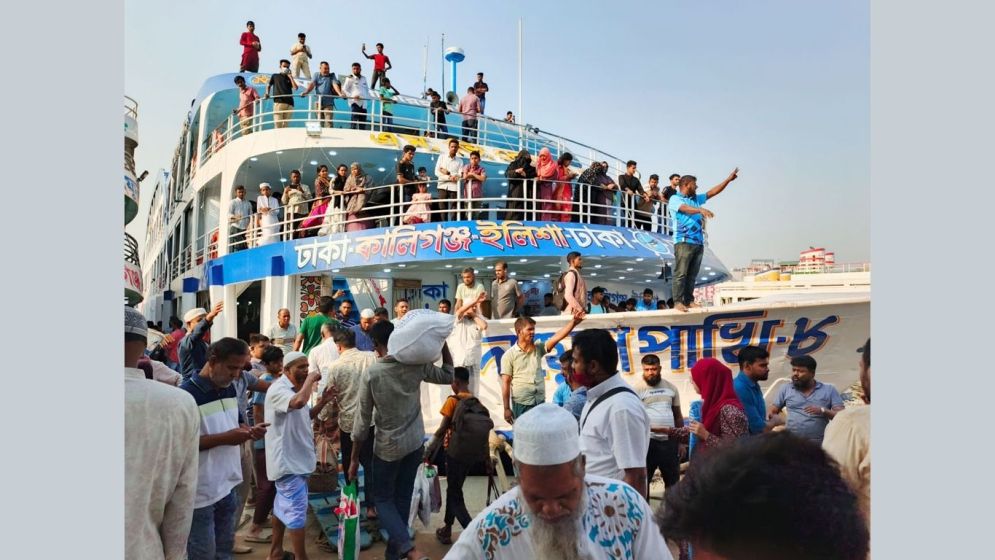 ঈদ উপলক্ষ্যে নৌপথে বিশেষ লঞ্চ সার্ভিস শুরু ১৭ মার্চ