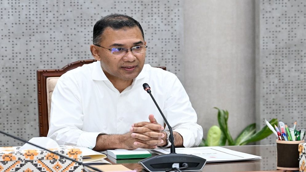 ঈদের ছুটি শেষে প্রথম কার্যদিবসে টানা ১১ ঘণ্টা অফিস করলেন প্রধানমন্ত্রী