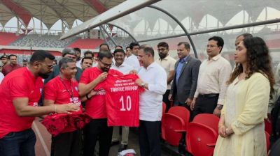 স্বাধীনতা দিবসে প্রীতি ফুটবল ম্যাচ উদ্বোধন করলেন প্রধানমন্ত্রী