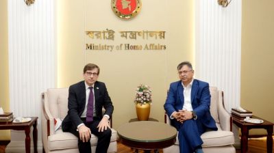 পুলিশের সংস্কার ও সক্ষমতা বৃদ্ধিতে ফ্রান্সের সহযোগিতা চাইলেন স্বরাষ্ট্রমন্ত্রী
