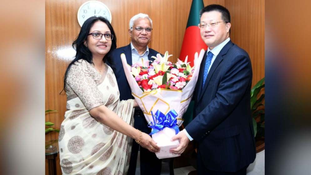 সমাজকল্যাণমন্ত্রী ও প্রতিমন্ত্রীর সঙ্গে চীনা রাষ্ট্রদূতের সৌজন্য সাক্ষাৎ