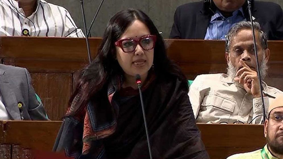 ২১ ফেব্রুয়ারি মবের শিকার হয়েছি: রুমিন ফারহানা