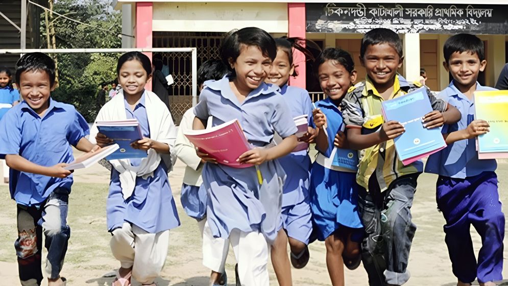 শিক্ষাপ্রতিষ্ঠানে আসছে টানা ৩ দিনের ছুটি