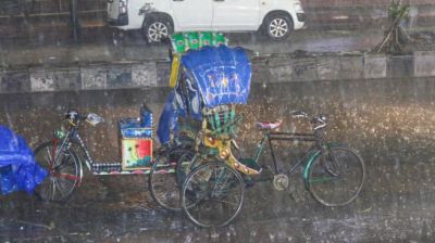 রাজধানীতে মুষলধারে বৃষ্টি