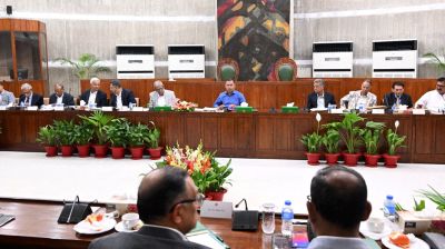 ব্যাংক-অফিসের সময় কমছে, স্কুল-কলেজের বিষয়ে সিদ্ধান্ত রবিবার