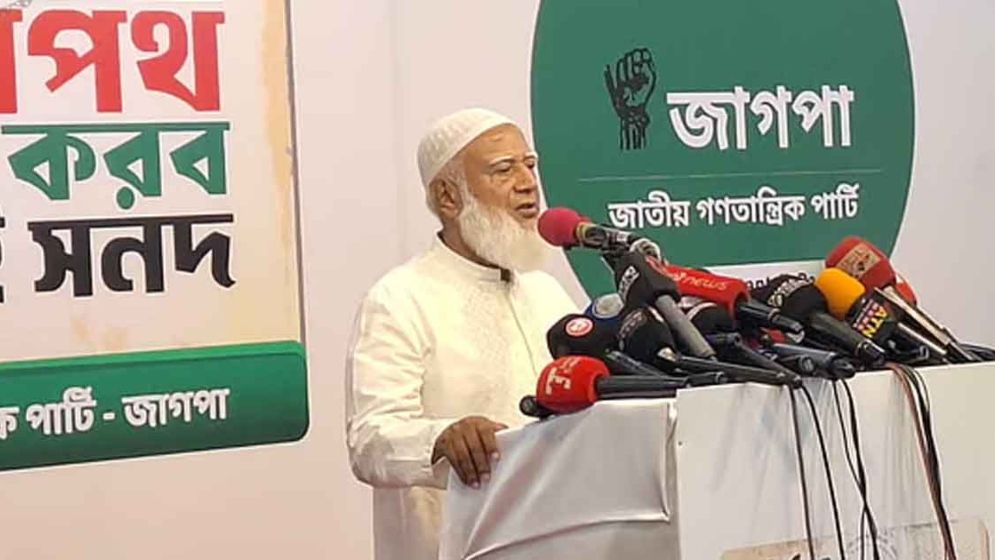 সংসদ মানুক আর না মানুক, গণভোটের রায় আদায় করে ছাড়ব: জামায়াত আমির