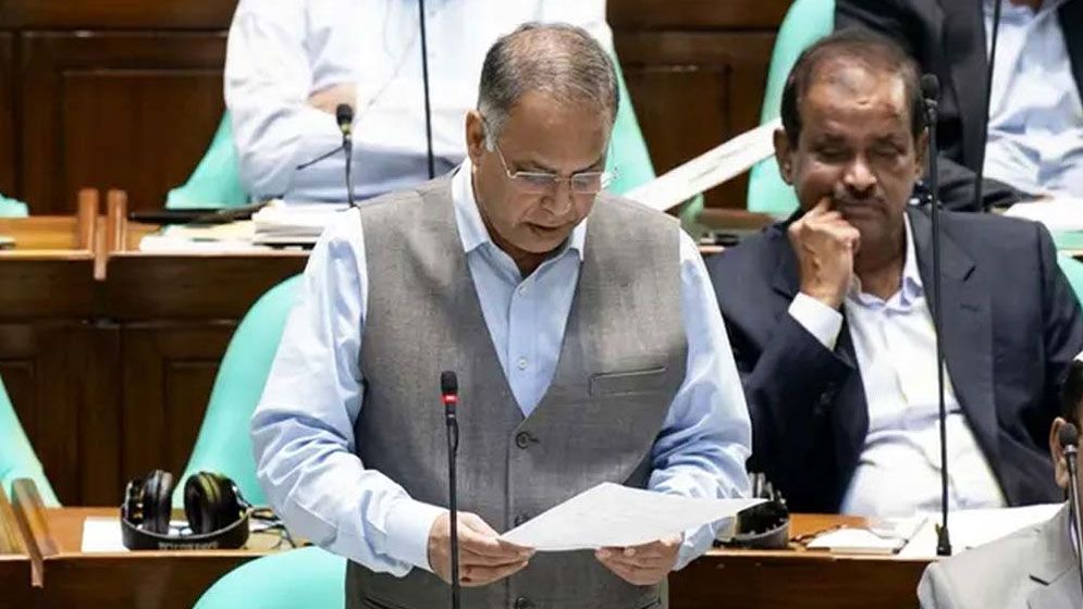 দেশে পর্যাপ্ত জ্বালানি মজুদ, সবচেয়ে বেশি ডিজেল: জ্বালানিমন্ত্রী